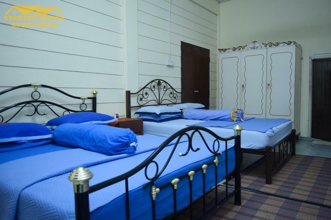 קוטה בארו Teratak Ibunda Guest House מראה חיצוני תמונה